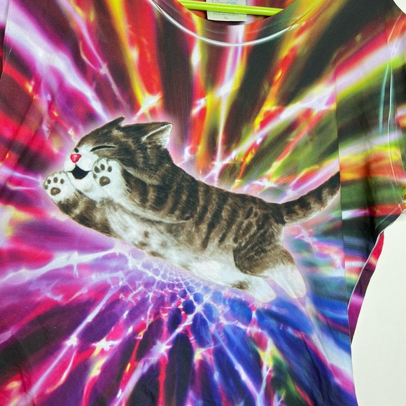 Animal rescue Flying Cat Kitty Portal Galaxy Colorful T Shirt Women’s Size XL - Picture 2 of 6
